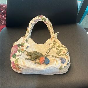 Floral Embroidered Women's Bag
